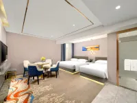 Harbin Central Street InterFeng Holiday Hotel (Flood Control Memorial Tower) Hotels near Zhongyang Street