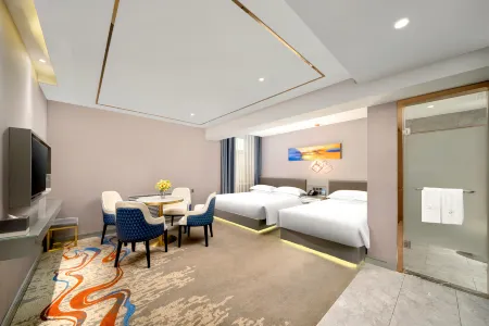 Harbin Central Street InterFeng Holiday Hotel (Flood Control Memorial Tower)