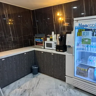 On & Off Hotel Bupyeong Отели рядом с достопримечательностью «Тематический парк Aiins World»