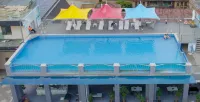 โรงแรมบ่อน้ำพุร้อน บายแลนด์ - สระว่ายน้ำแบบอินฟินิตี้