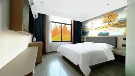 Nuoya Hotel (Wuhan Hannan District Government) Отели рядом с достопримечательностью «Hubei Land Resources Vocational College»