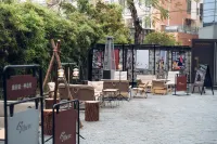 Live there (Shenzhen Longgang University Sports Center) 코코 파크 주변 호텔