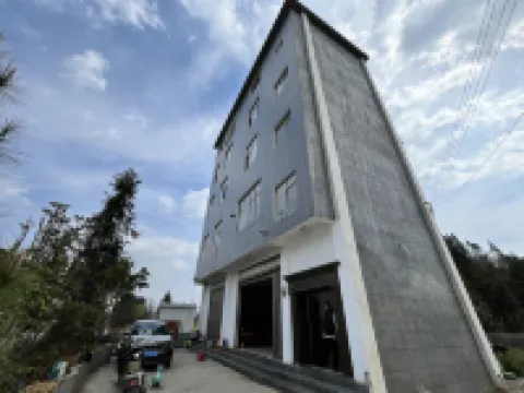 Luoping Veteran Station โรงแรมใกล้จินจิลิง
