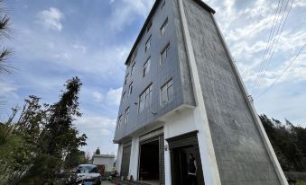 Luoping Veteran Station