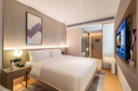 Lavande Hotel (Beijing Sanyuanqiao Yansha Embassy District) Hotels near Solana