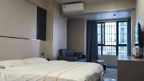 Mingfa International Apartment (Guang'an Wuyue Plaza Branch)