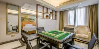 Vienna Hotel (Jiujiang Railway Station) - Chambre Lit Queen-Size Avec Cartes