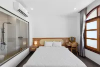 Mai Hotel