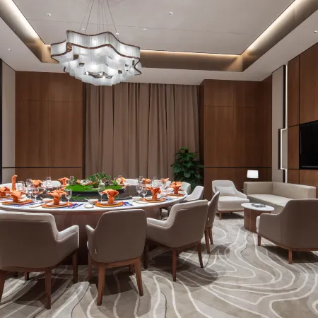 Grand Skylight Hotel, Dingsheng, Fengcheng
