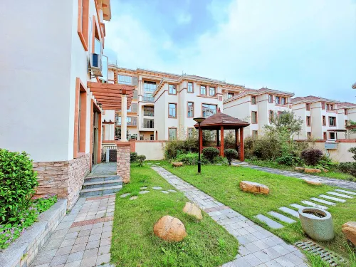 Zhilin Hotel (Danxia Mountain Hotel)