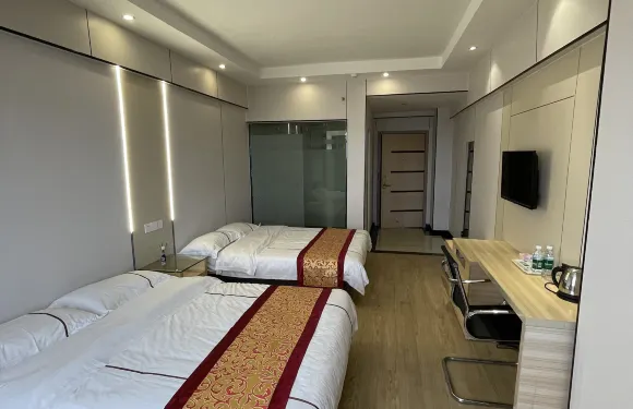 防城港企沙藍天大酒店