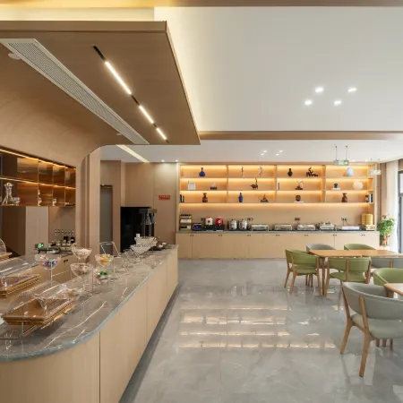 Ouyue Mingting Hotel