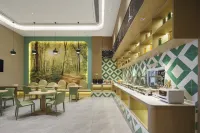 Vienna Hotel (Peng'an Station Government Affairs Center Branch)