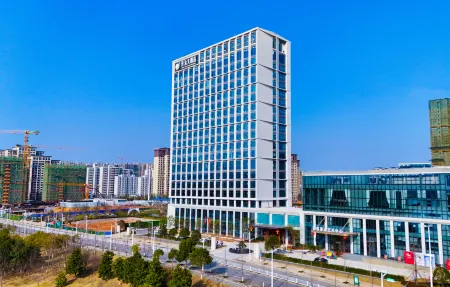 Yangxin New Century Hotel