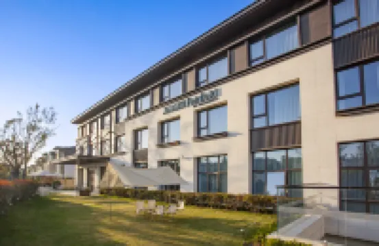 Fairfield by Marriott Yangzhou Slender West Lake Hotels near Slender West Lake