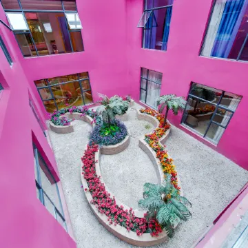 Hilton Art Hotel (Runfeng Plaza Store, Shangrao Wannian Pedestrian Street)