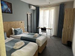 BOBUR HOTEL