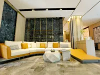 Gelin Luxury Enjoy Hotel (Panzhihua University Wanda Plaza) - Parkering