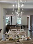 Shahu Fish Lake View Villa Hotels in Pingluo