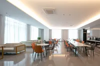 Tonglu County · Anbo | Ambersky·Clud·Cloudcrt Mountain View Retreat · Elegant Cloud Court Hotel - sarapan