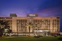 Hilton Istanbul Bosphorus Hotels near River Recreation Area | Counter