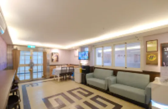 85 Asia Hotel