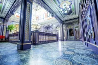 Borrman International Hotel (Ancient City of Kashgar Scenic Area) - Mountain view