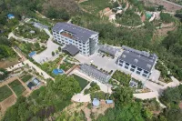 Floral Hotel  · Zibo Kanghao ecological hotel