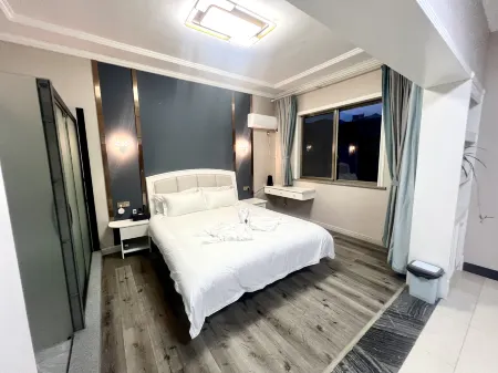 Tonglu Wuyechuan Homestay (Three Kingdoms Adventure Rafting) Отели рядом с достопримечательностью «Dipucun»