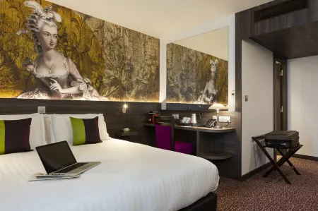 Hôtel Roi Soleil Prestige Plaisir - St Quentin Отели в г. Ивелин