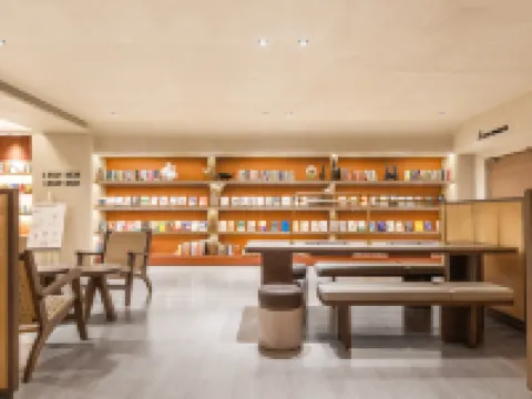 ラサ布達拉宮広場北京中路アトゥールホテル ラサのホテル