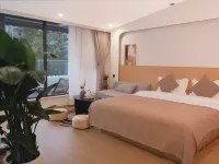 LIANGMIBAN HOTEL - Balkoner