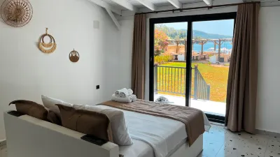 Thanos Hotel Hotels near HİSAR CAMPİNG