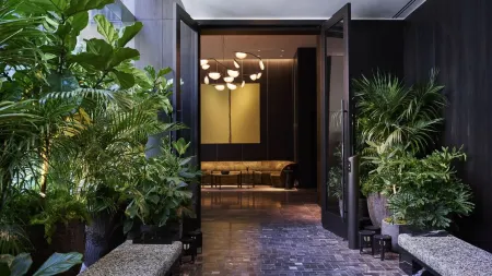 The Ritz-Carlton New York, NoMad Отели рядом с достопримечательностью «St. Luke's Place»