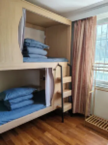 Lijiang Qishangju Youth Hostel