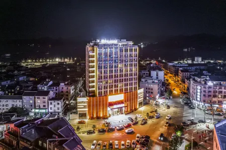 Grand&Hotel Отели рядом с достопримечательностью «Shipuzhen»