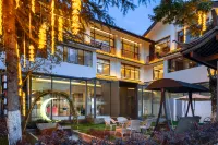 Yipinji | Mont Hidden Mist · Zen Style Designer Resort Courtyard (Lijiang Old Town Water Truck Shop) Hoteles en 