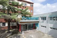 Ginza Inn  Light Stay (Jinan Yuhannan Shungeng Convention and Exhibition Center Branch) Hotel in zona Shandong International Culture Exchange Institute