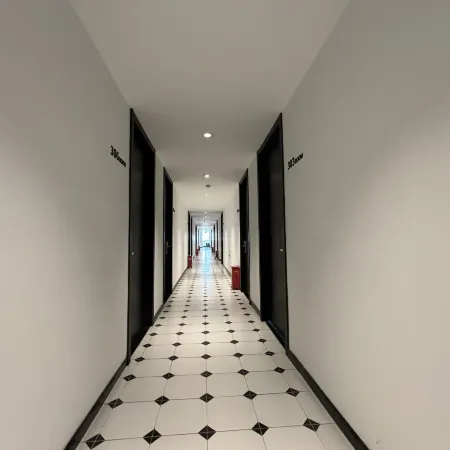 Hangzhou JZ Youth Hostel (Binjiang Xixing Ancient Town Binkang Road Metro Station Branch)
