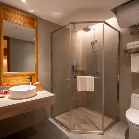 Yanguan Chaoyuezhicheng Shuiyin Homestay