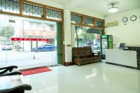 Yangshuo Shuangjie Hotel