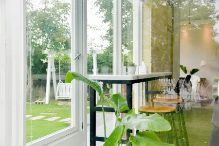 OwlStay Green Villa Отели рядом с достопримечательностью «General Hall»