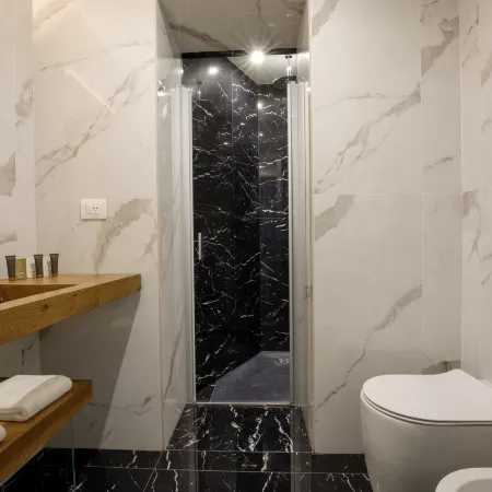 Hotel Regno Отели рядом с достопримечательностью «Церковь Джезу»