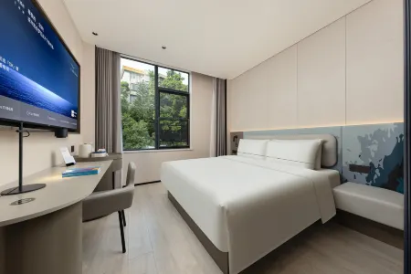 Guangzhou Taikoo Hui Zhengjia Plaza Light Residence Hotel