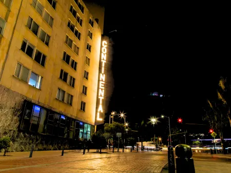 Aparta Suite Continental Bogotá Отели рядом с достопримечательностью «Iglesia de la Tercera Orden»