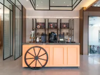 Homeinn Plus Hotel (Tianjin Railway Station Jianguo Road Italian Style District Subway Station) Hotels near Hebei