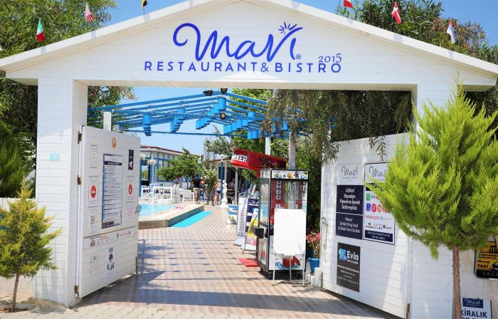 Mavi Restaurant & Apartments 3