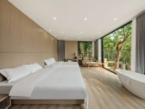 Dongshan Yunshenchu Luxury Wilderness Hotel