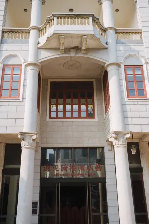 Meet Arcade Building Hotels