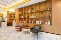 Pero Hotel (Alar Fifth Regiment Sand Town Pedestrian Street Store)